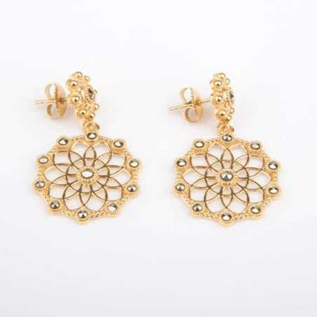 Pendientes botón + filigrana charra en plata con marcasitas. Chapados en oro 23kt. Boton 9mm + Filigrana 20mm. Imagen 3