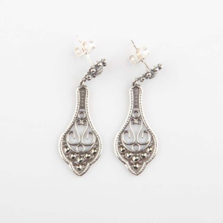 Pendientes Boton y Filigrana lágrima plata con marcasitas. Botón 8mm y Filigrana 30 x 40 mm. Foto2