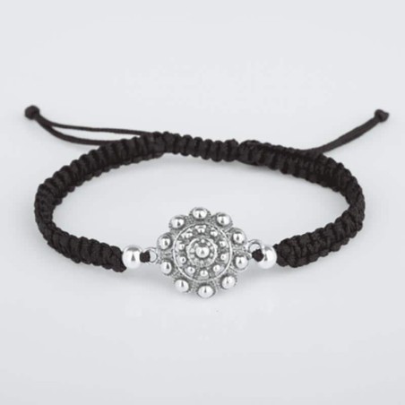Pulsera de hilo macramé trenzado negro con Botón Charro de 15mm de plata de primera ley, ajustable.