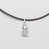 Colgante de Virgencita Santa Ana en plata de ley con cordón de cuero y cierre de plata.