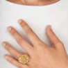 Anillo Néfele Botón Charro de plata de primera ley chapada en oro de 23 kilates. Con Marcasitas. Modelo.