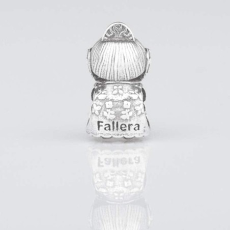 Charm de La Fallera en plata de ley para la pulsera de Pandora o similares. Trasera.