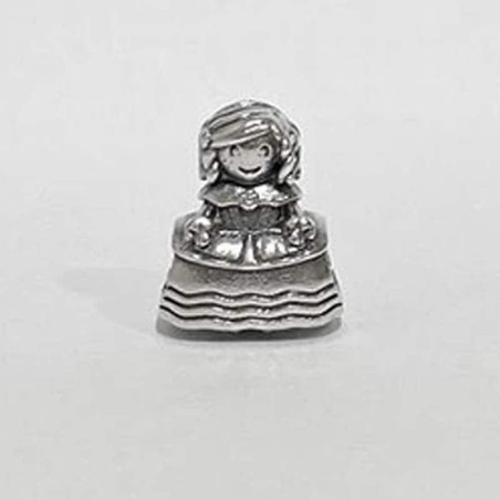Charm de La Menina en plata de ley para la pulsera de Pandora o similares. Frontal.