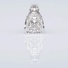 Charm de la Virgencita Macarena en plata de ley para la pulsera de Pandora o similares. Vista Trasera.