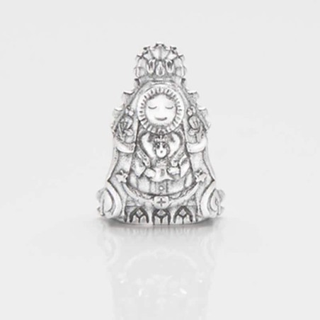 Charm de la Virgencita Macarena en plata de ley para la pulsera de Pandora o similares. Vista frontal.