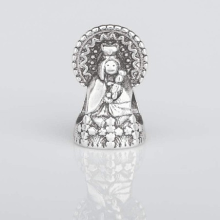 Charm Virgencita del Pilar en plata de ley para la pulsera de Pandora o similares. Vista frontal.
