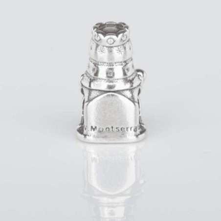 Charm Virgencita de Montserrat "La Moreneta" en plata de ley para la pulsera de Pandora o similares. Vista lateral.
