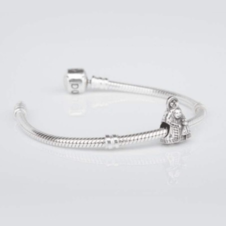 Charm de la Virgencita de Guadalupe en plata de ley para la pulsera de Pandora o similares. Pulsera con charm.