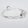 Charm de la Virgencita María Auxiliadora en plata de ley para la pulsera de Pandora o similares. Pulsera con charm.