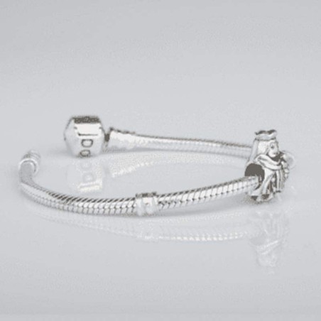 Charm Virgencita del Carmen en plata de ley para la pulsera de Pandora o similares. Pulsera con charm.