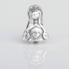 Charm Virgencita Niña en plata de ley para la pulsera de Pandora o similares. Vista frontal.