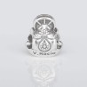 Charm Virgencita del Rocío en plata de ley para la pulsera de Pandora o similares. Vista trasera.