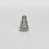 Charm de la Virgencita de la Salud. en plata de ley para la pulsera de Pandora o similares. Vista frontal.