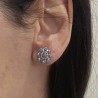 Pendientes de Botón Charro en plata de ley con circonitas azules, central y extremos. Modelo.