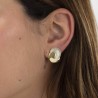 Pendientes medianos redondos con circonitas blancas bañados en oro. Modelo.